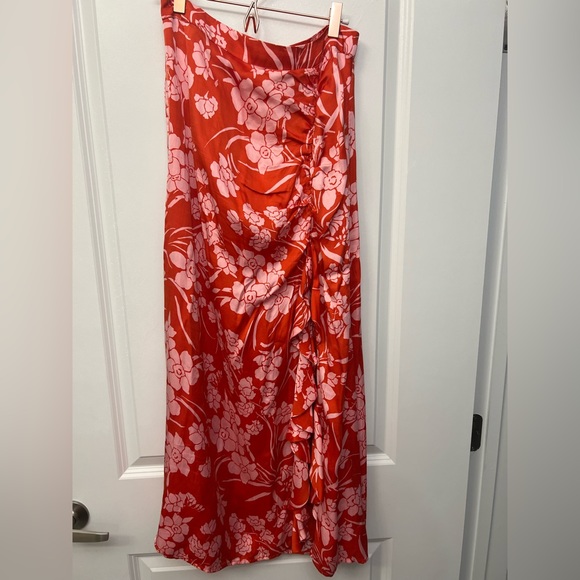 NWOT Song of Style Zahir Midi Skirt in Red Dahalia | Size Medium - Picture 7 of 7